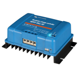 Victron BlueSolar MPPT 100/30 SCC020030200 right